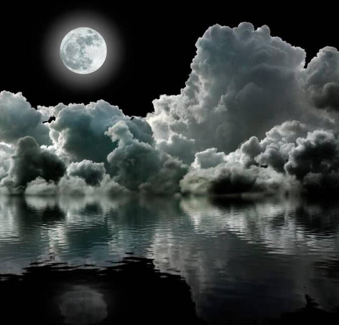Fototapeta Księżyc nad chmurami