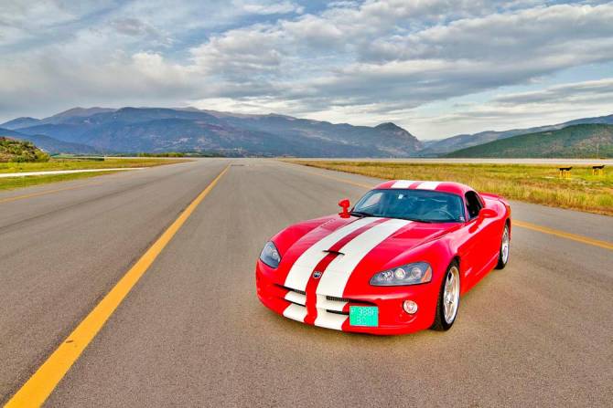 Tapeta SRT Viper